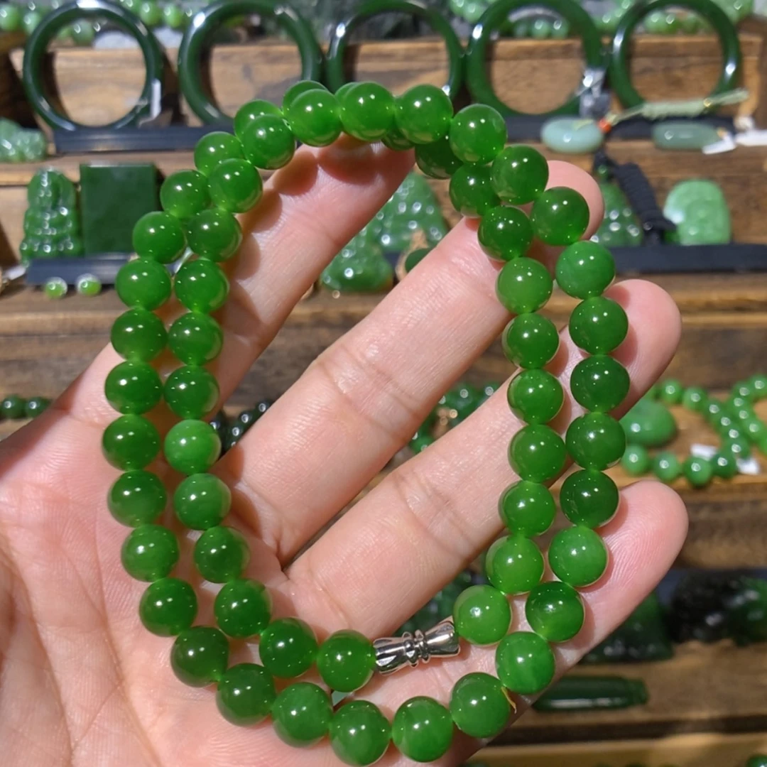 【闪购商品】吊坠(不含链)未镶嵌和田玉巴料辣绿项链 8