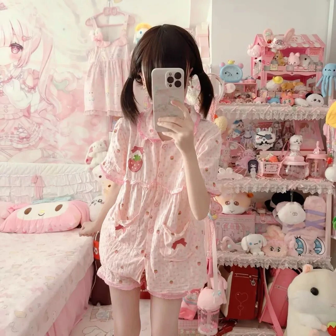 瑞瑞/【草莓奶糕】՞˶･֊･˶՞超萌少女可爱睡衣