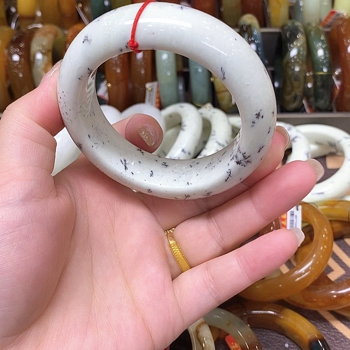 未镶嵌蛇纹石玉手镯
