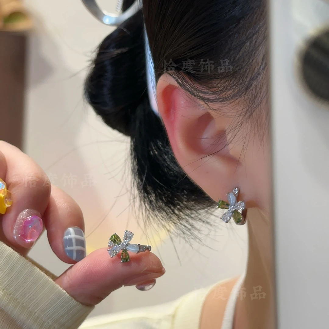 【恰度】夏日多巴胺清透花花锆石耳扣
