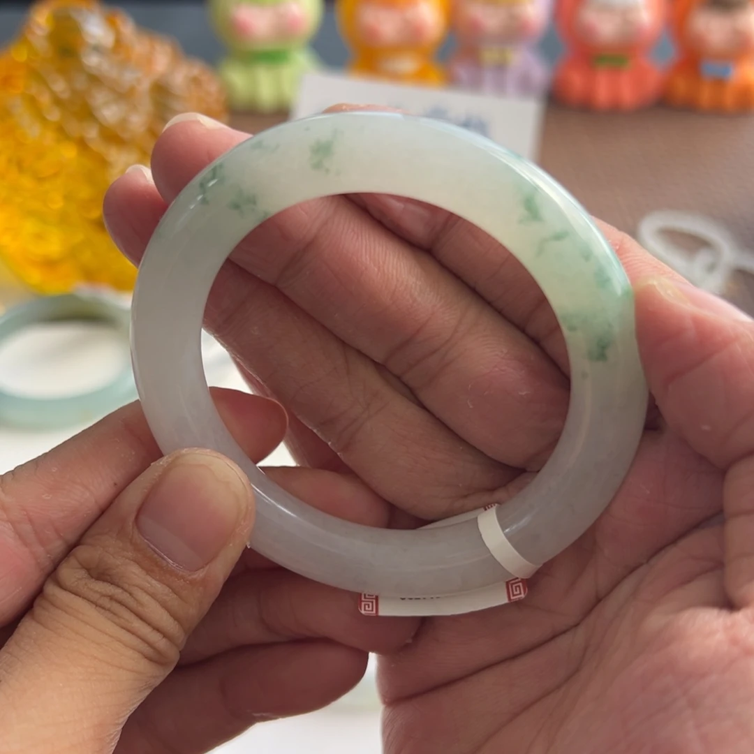 翡翠未镶嵌手镯60号 51.1