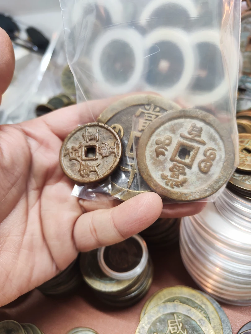 现代文创工艺品铜钱