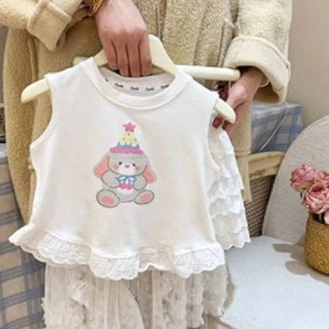 韩版夏季女童冰丝卡通背心新款可爱小熊印花蕾丝花边洋气百搭上衣