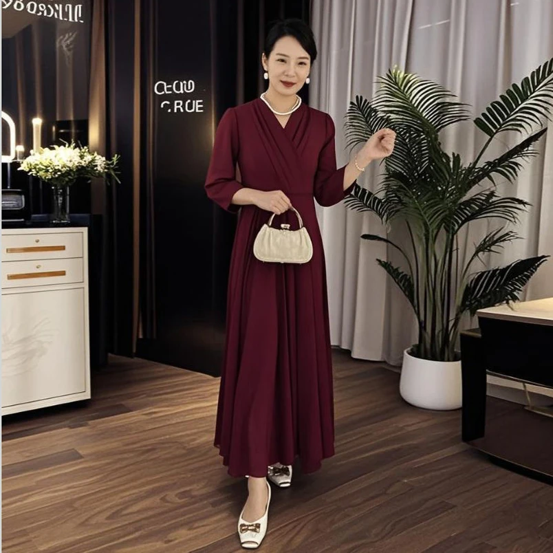 沙滩裙2025新款高端气质海边度假超仙轻奢高级感长款大摆连衣裙女