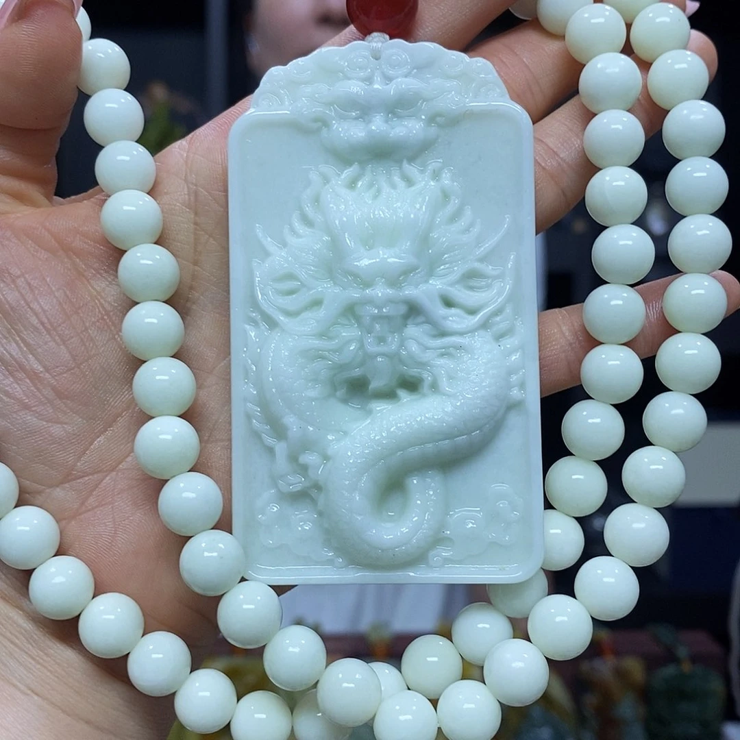 未镶嵌岫玉挂件吊坠