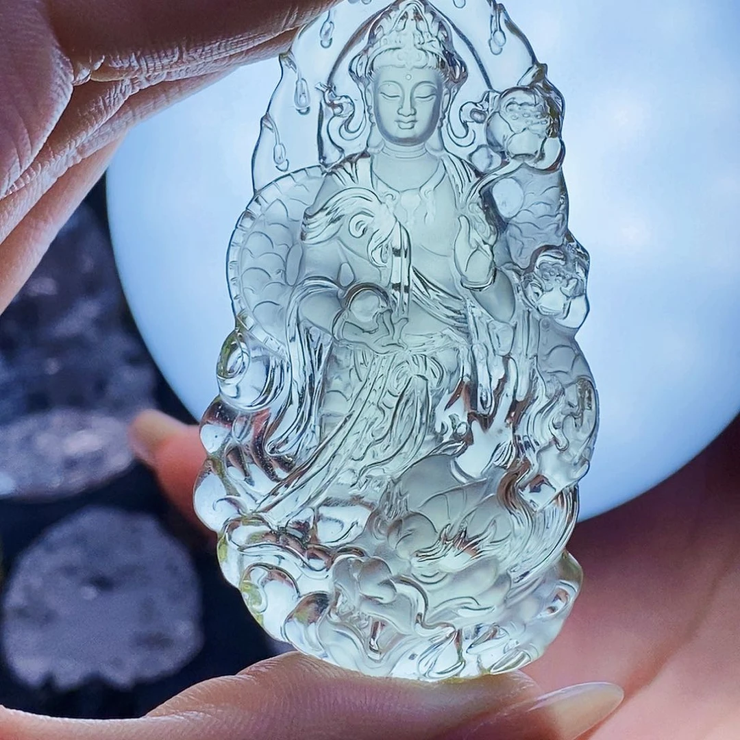 未镶嵌颈饰水晶?****✨吊坠