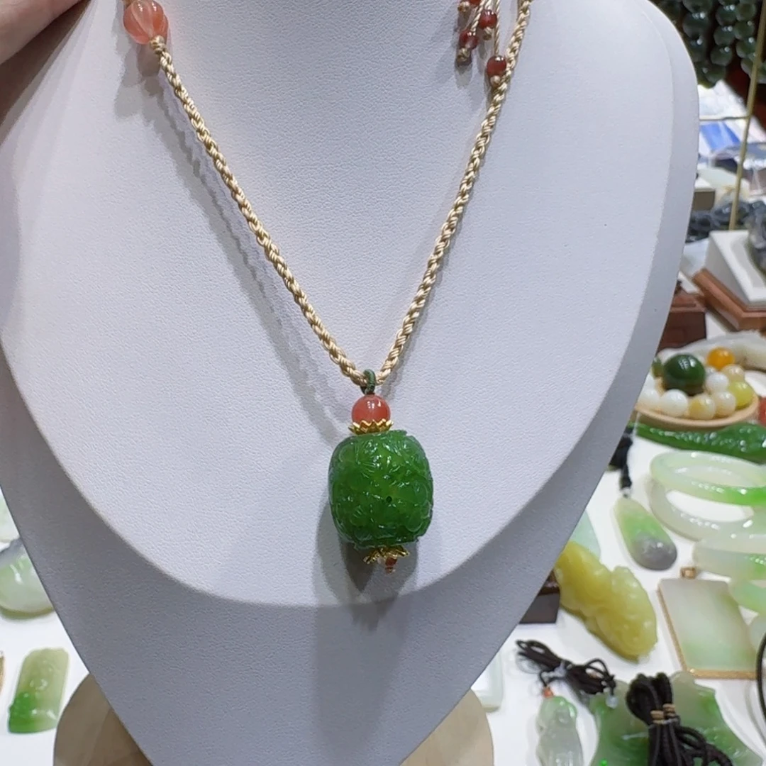 和田玉（碧玉）未镶嵌挂件和田玉碧玉花开富贵路路通