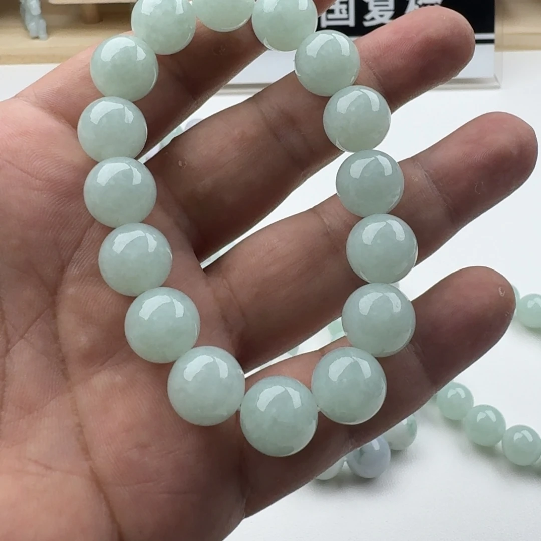 瓦***)翡翠未镶嵌颈饰天然缅甸A货翡翠