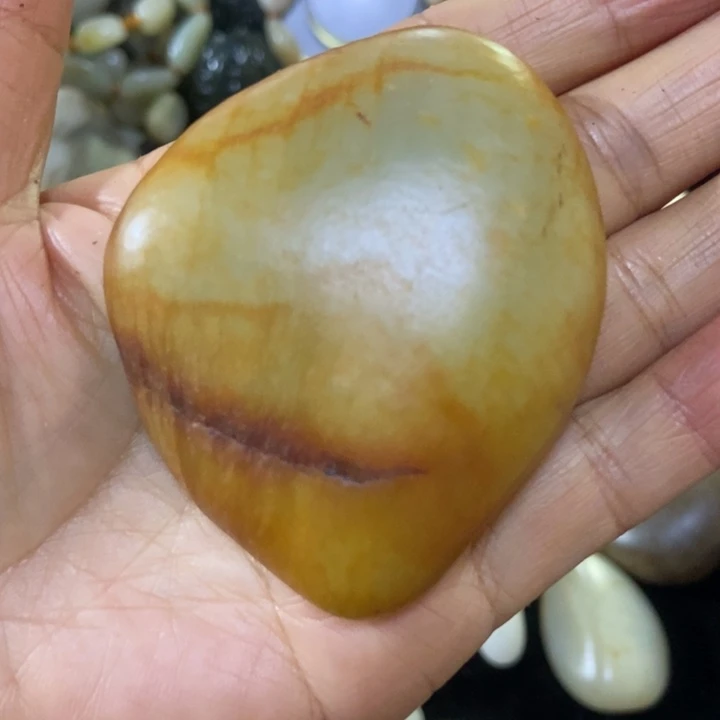 和田玉（糖玉）未镶嵌挂件