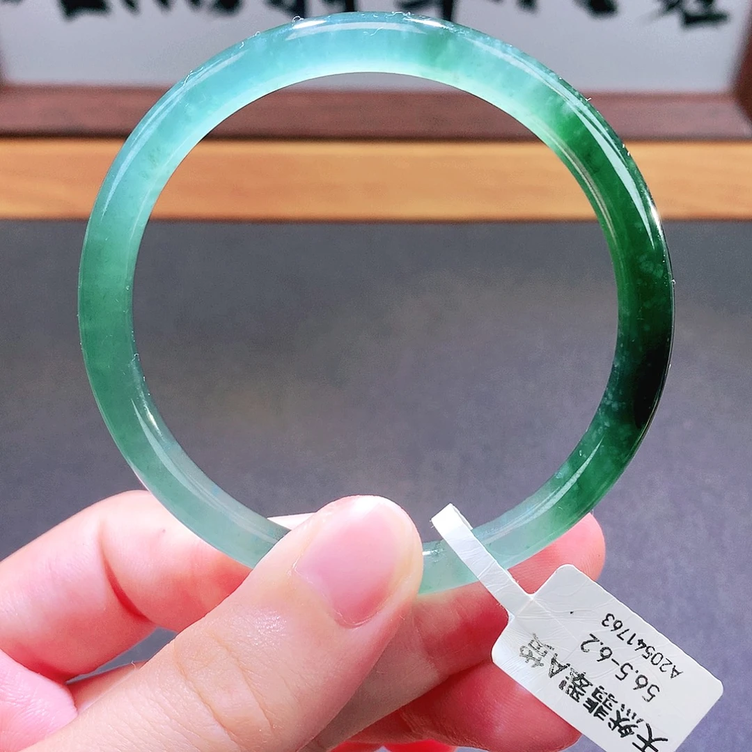 翡翠未镶嵌手镯天然翡翠