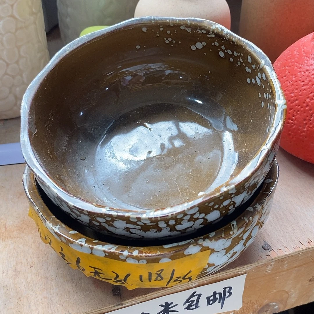 摆件陶盆有孔 瑕疵介意勿拍