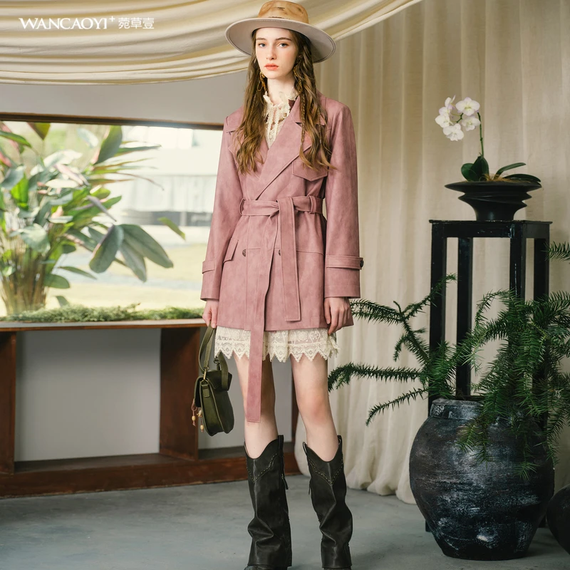 菀壹秋季新款休闲复古双排扣上衣收腰显瘦长袖外套W17701431