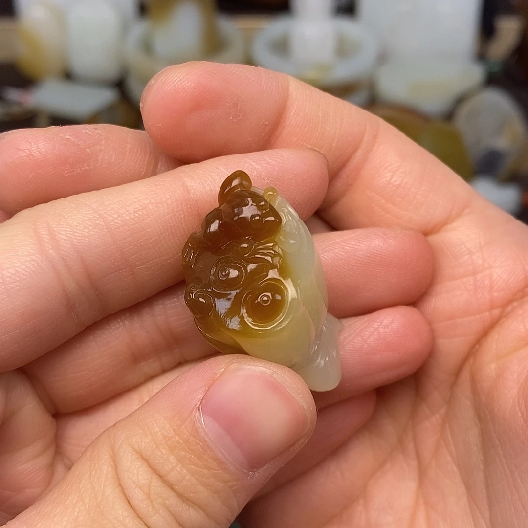 和田玉未镶嵌颈饰52