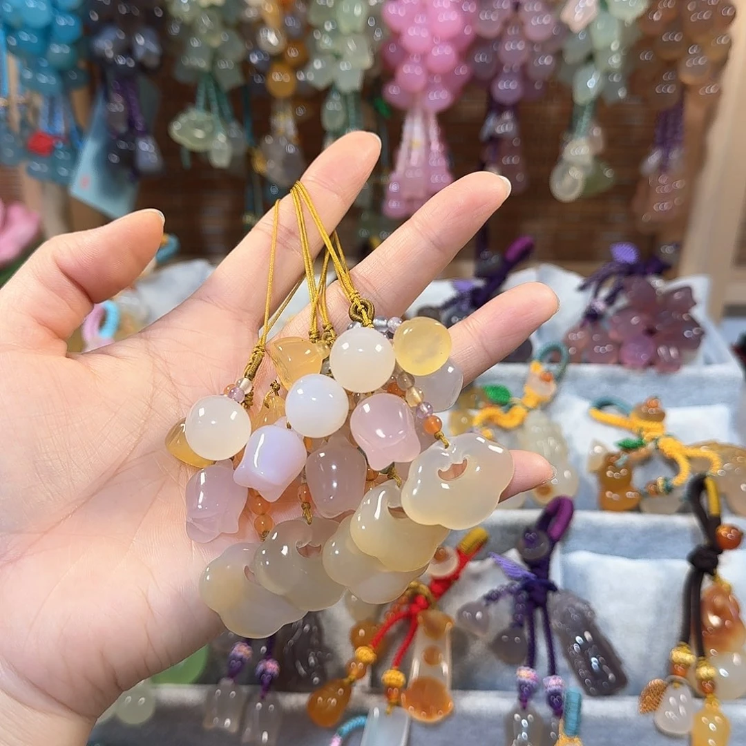 玛瑙/玉髓手机挂件福利款通货料子不挑带有包容点未镶嵌