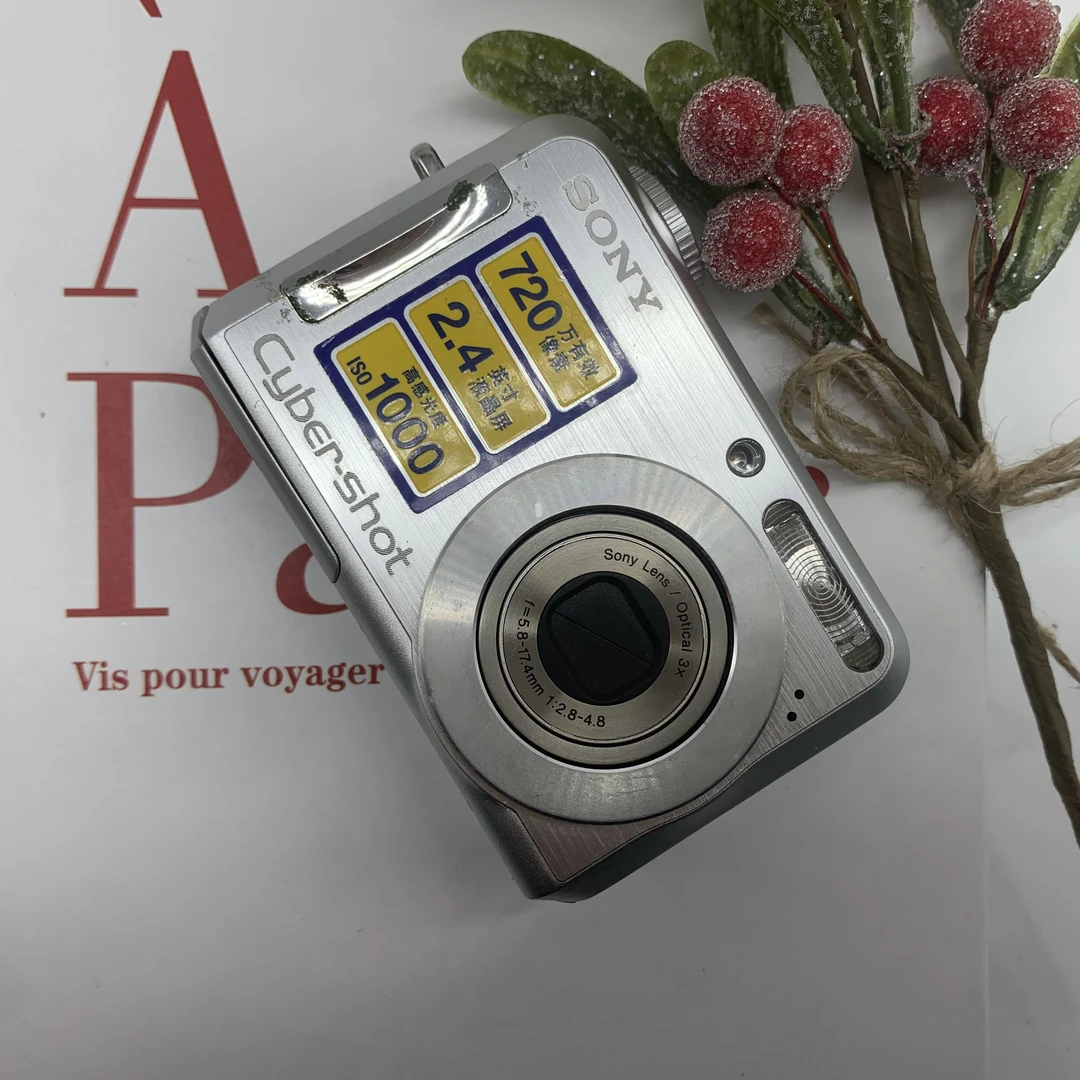 95新 Sony/索尼 S700 720万像素 3倍光学变焦（no退no换）