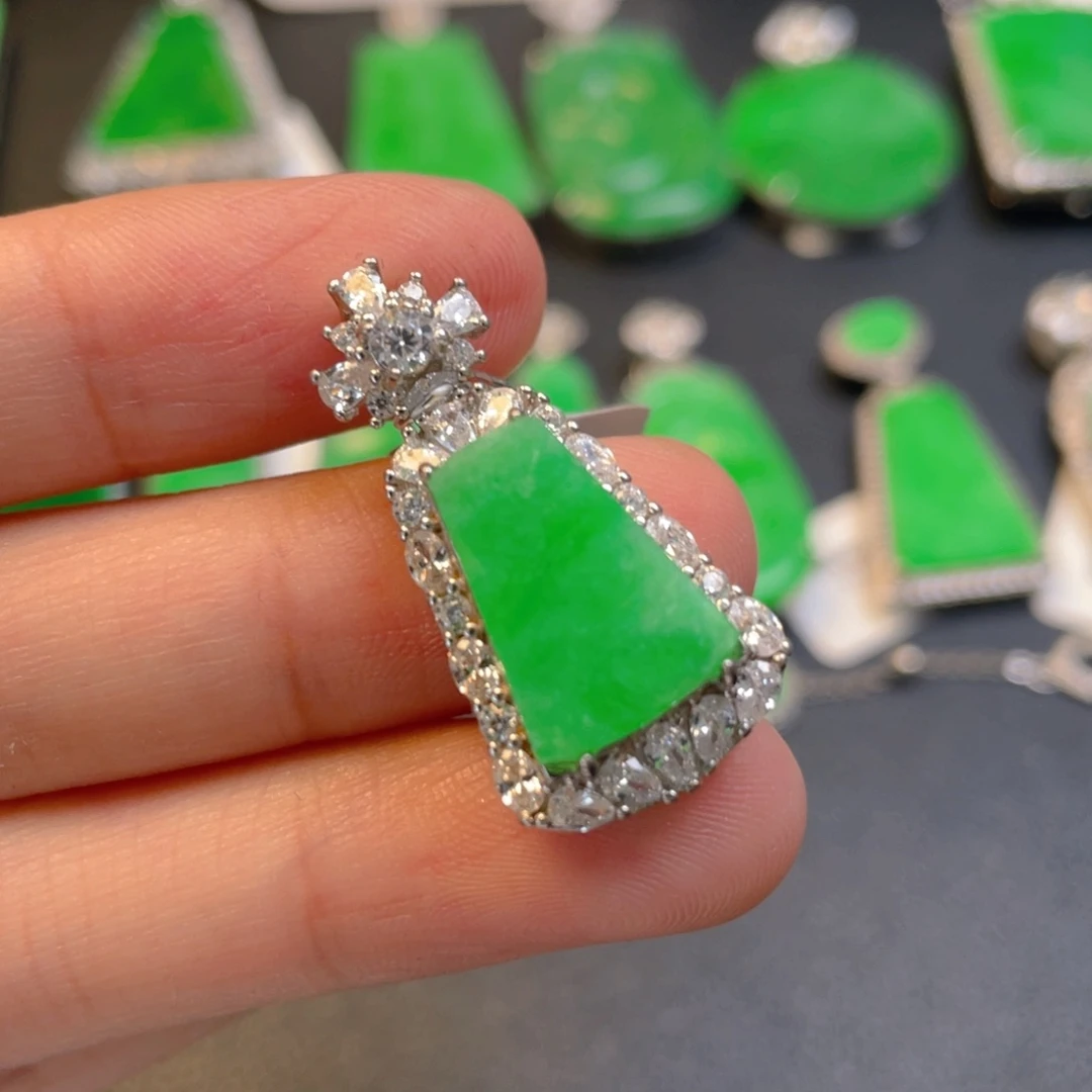 翡翠银S925镶嵌颈饰