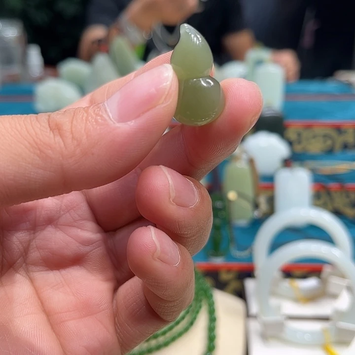 吊坠(不含链)未镶嵌和田玉