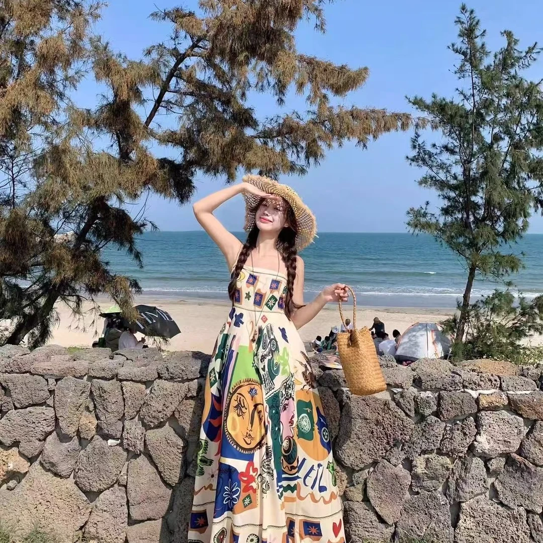 夏季爆款设计感小众简约百搭长裙子民族风涂鸦印花吊带连衣裙女装