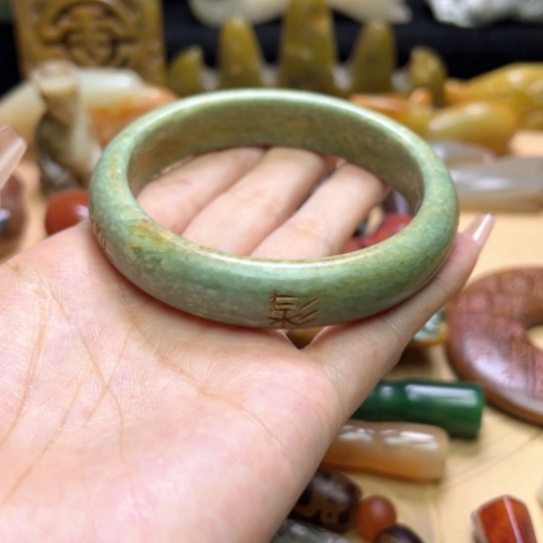 【闪购商品】蛇纹石玉未镶嵌颈饰62