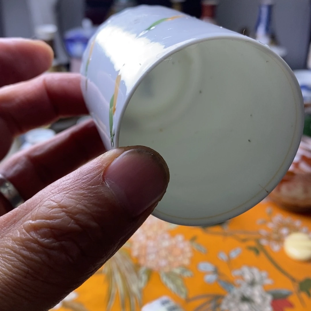 瓷片一天只喝一点奶茶和两碗奶茶