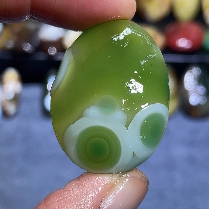 玛瑙/玉髓未镶嵌珠宝奇石