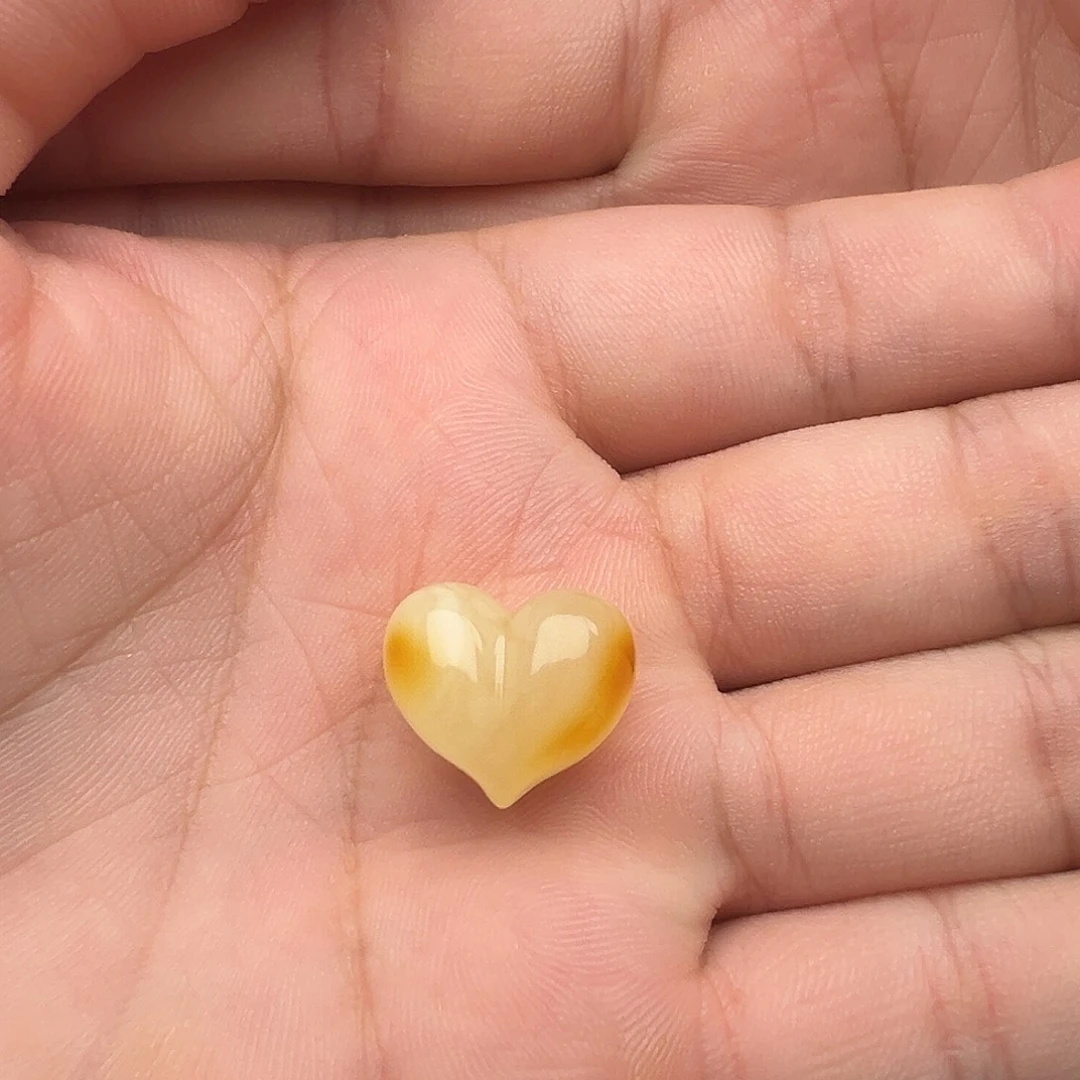 蜜蜡颈饰未镶嵌屁桃提溜吊坠（打孔不退换）