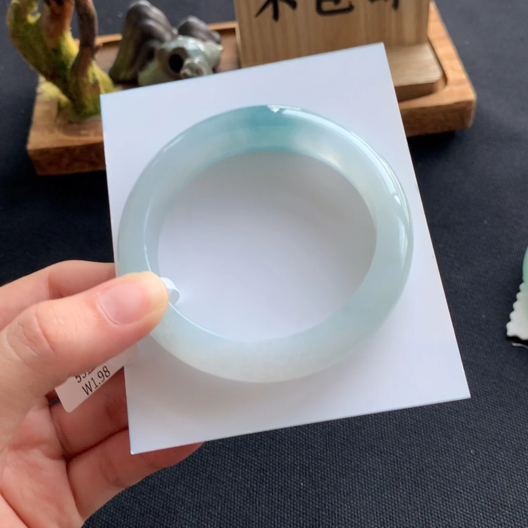 翡翠未镶嵌手镯强推