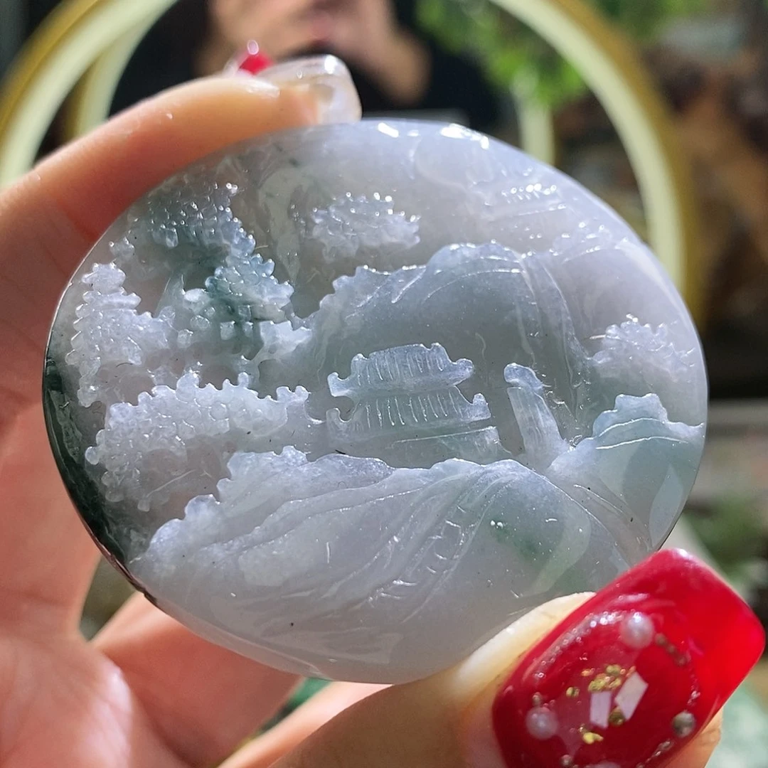 【闪购商品】翡翠颈饰未镶嵌山水