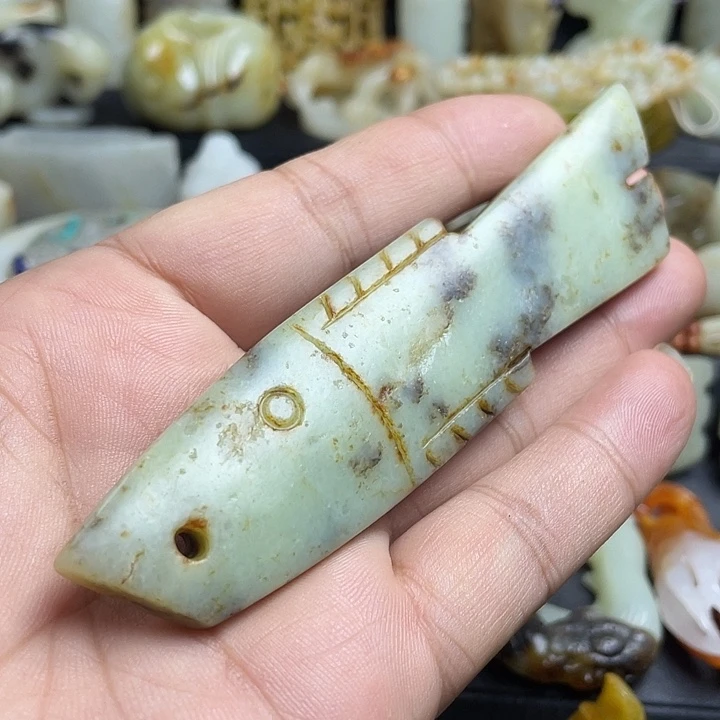 颈饰未镶嵌和田玉