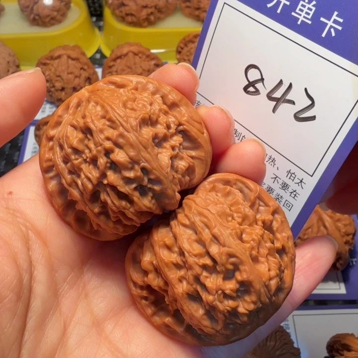 把件文玩核桃842白狮子44