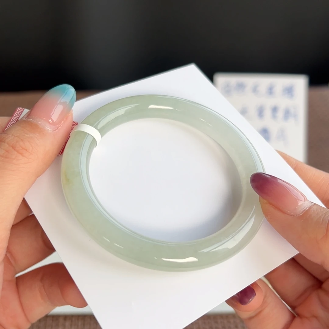 翡翠未镶嵌手镯10号 53.2