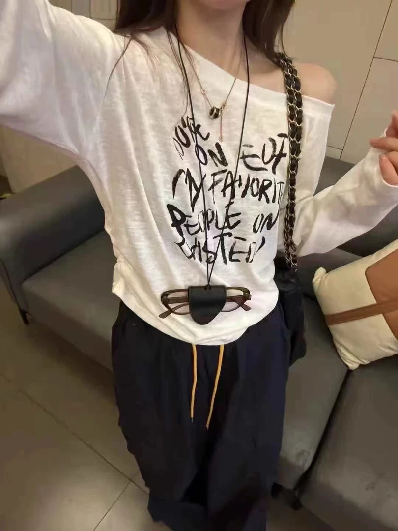早秋新款韩版斜肩字母长袖印花洋气时尚百搭T
