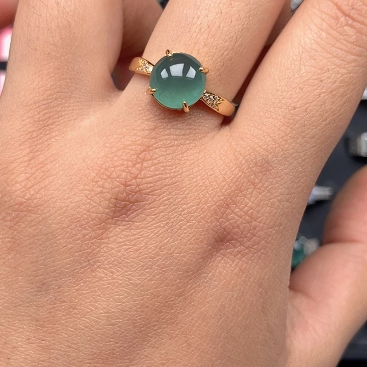 翡翠未镶嵌戒指戒指