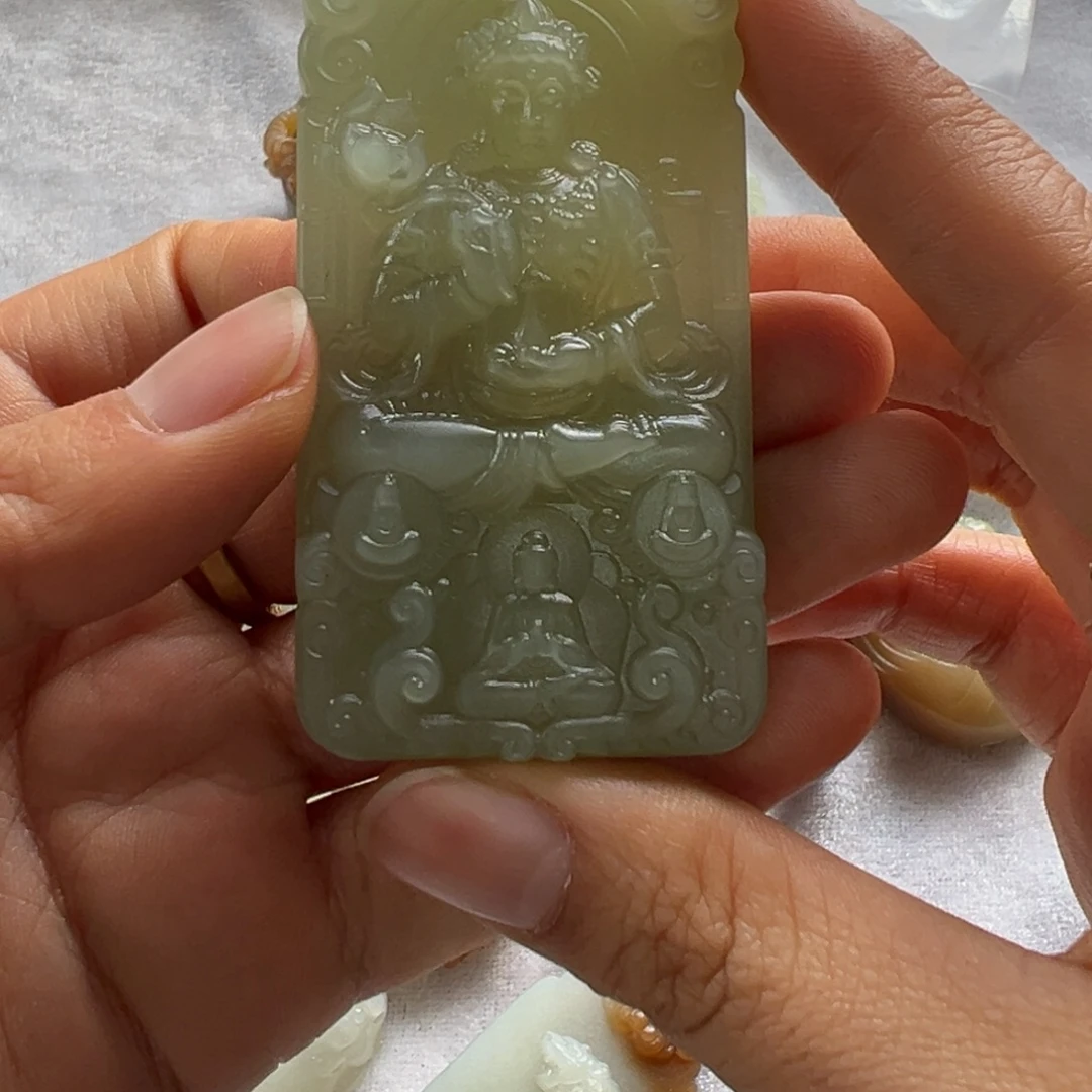 和田玉未镶嵌颈饰