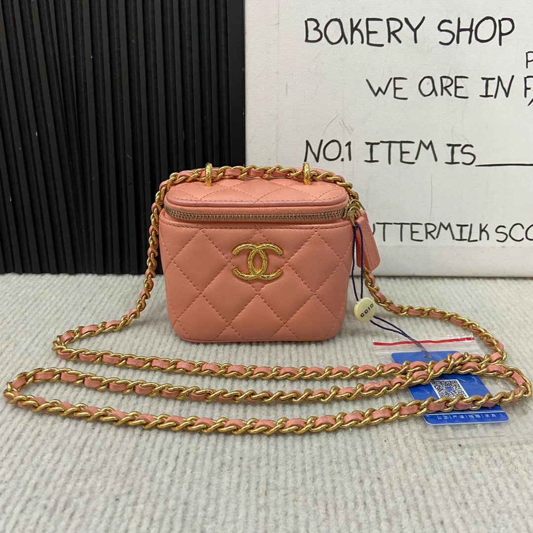 95新 Chanel/香奈儿 23c粉橘色小盒子