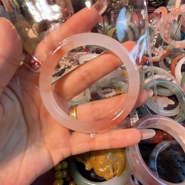未镶嵌手镯石英质玉小*