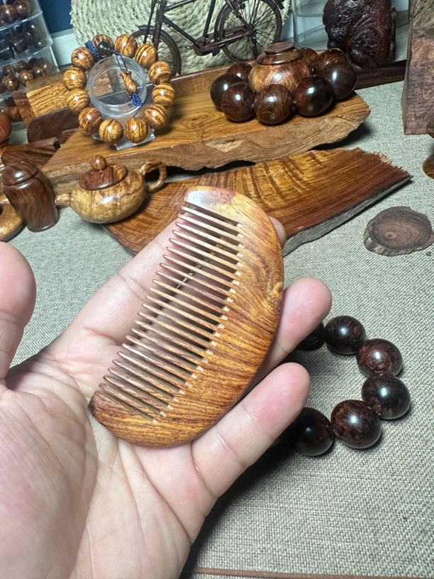 海南黄花梨月牙梳