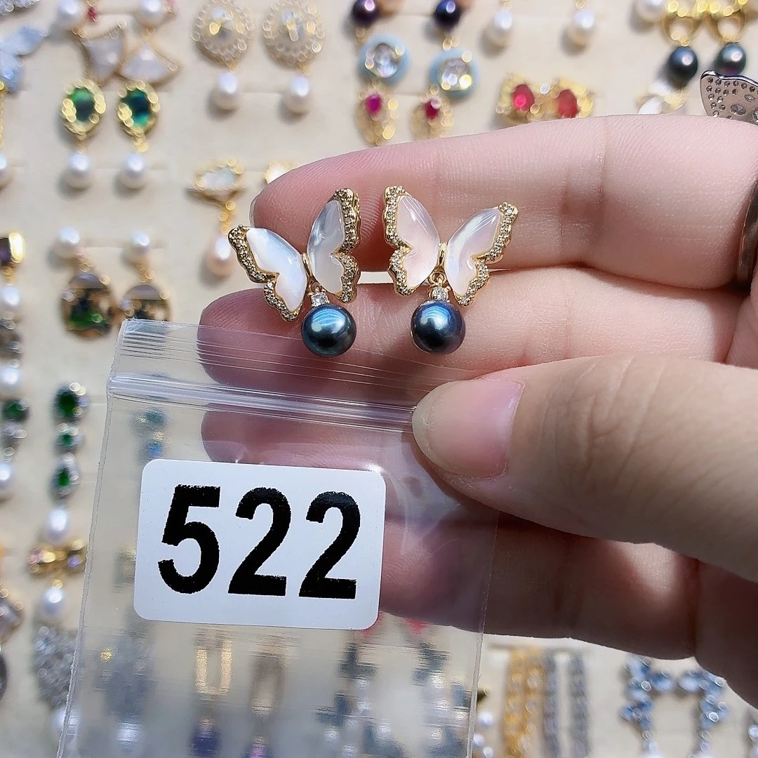 合金淡水珍珠耳饰