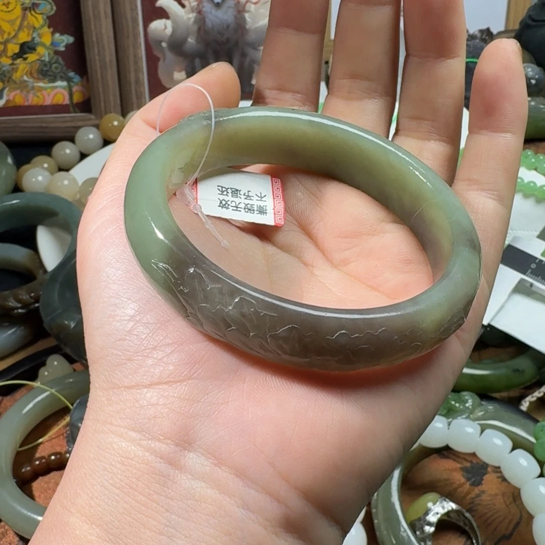 和田玉手镯60未镶嵌