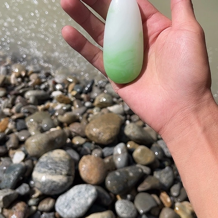 未镶嵌和田玉（糖玉）珠宝奇石