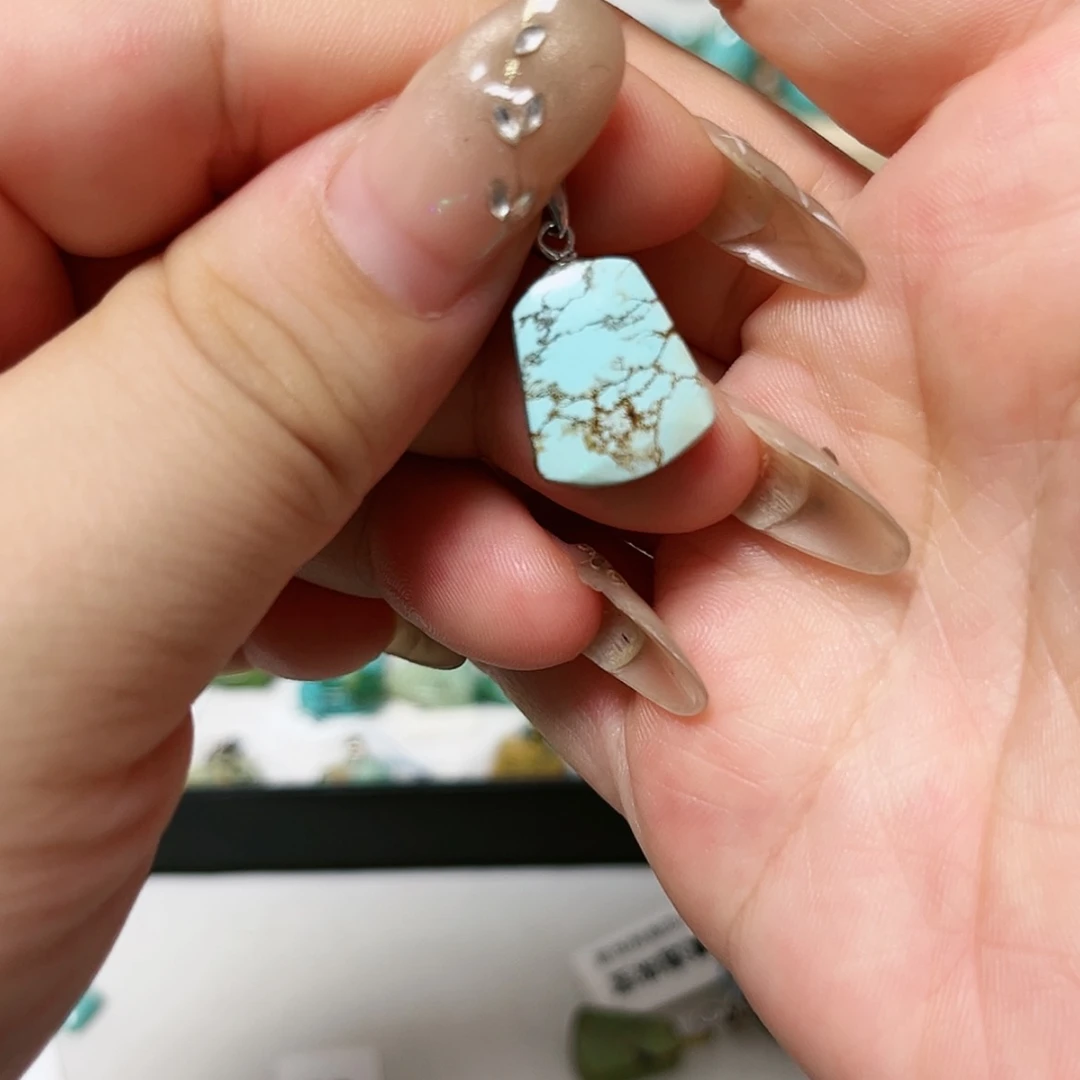 【闪购商品】未镶嵌南红玛瑙珠宝奇石