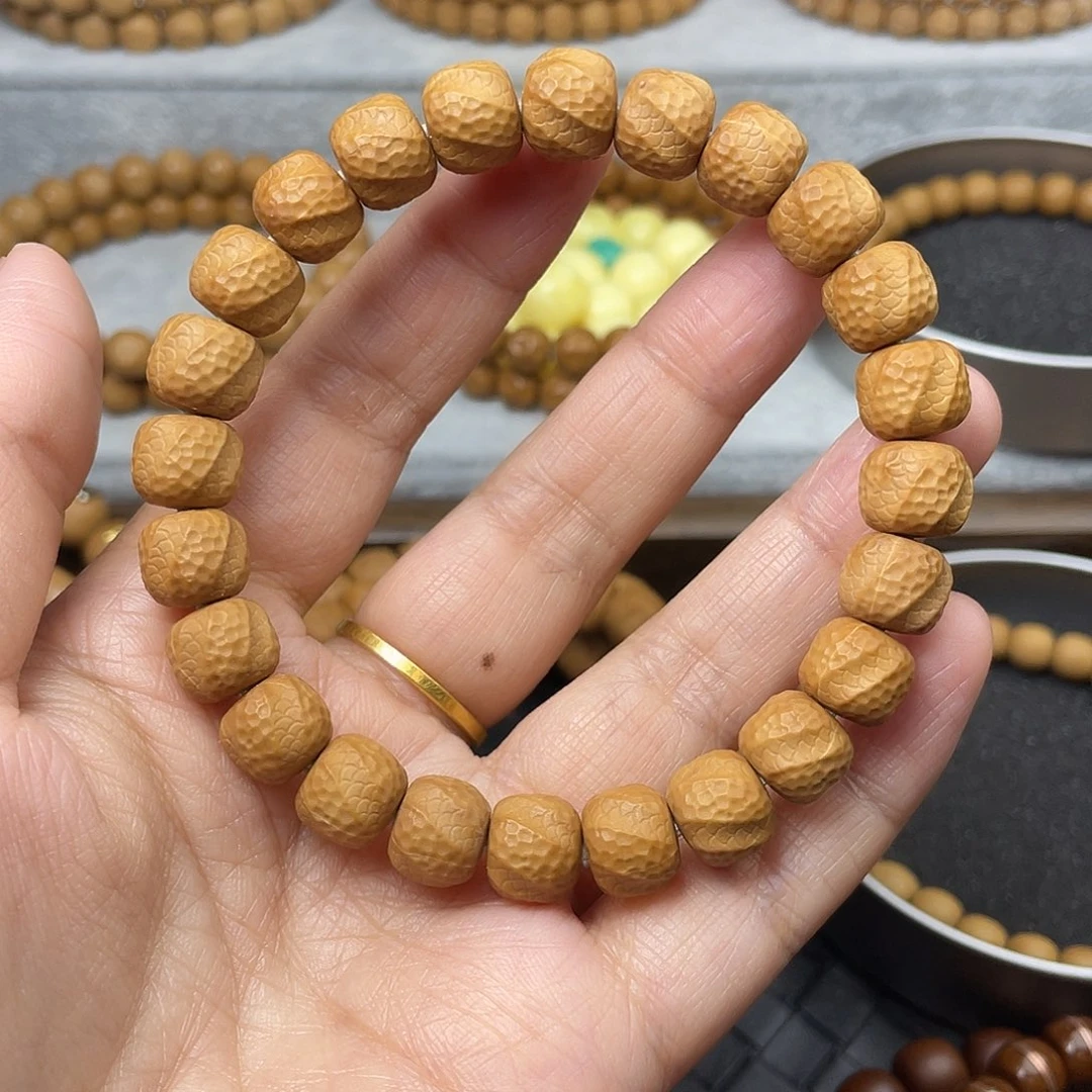 轻***来吊坠猴头核桃灵蛇10mm全品