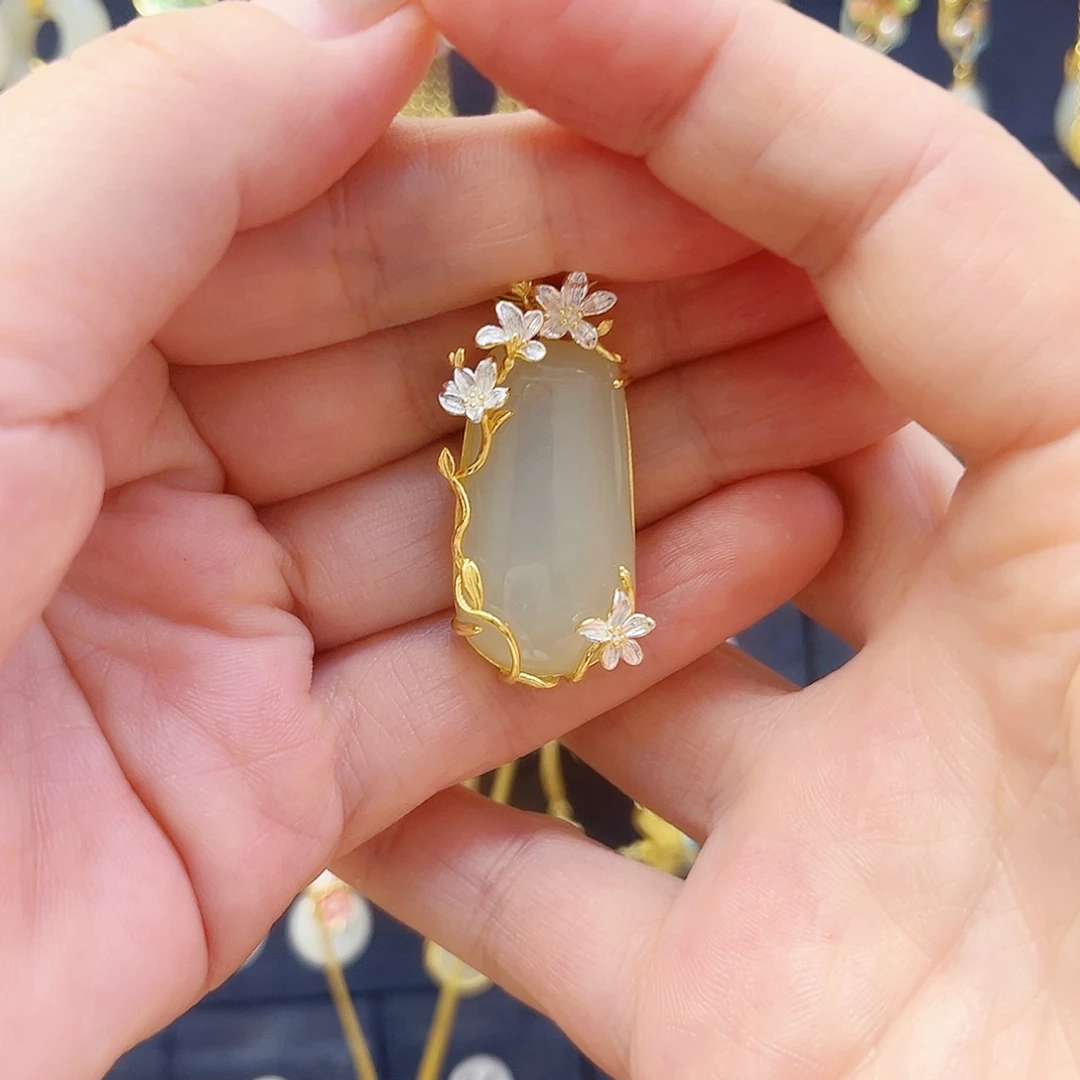 和田玉银S925镀金镶嵌颈饰