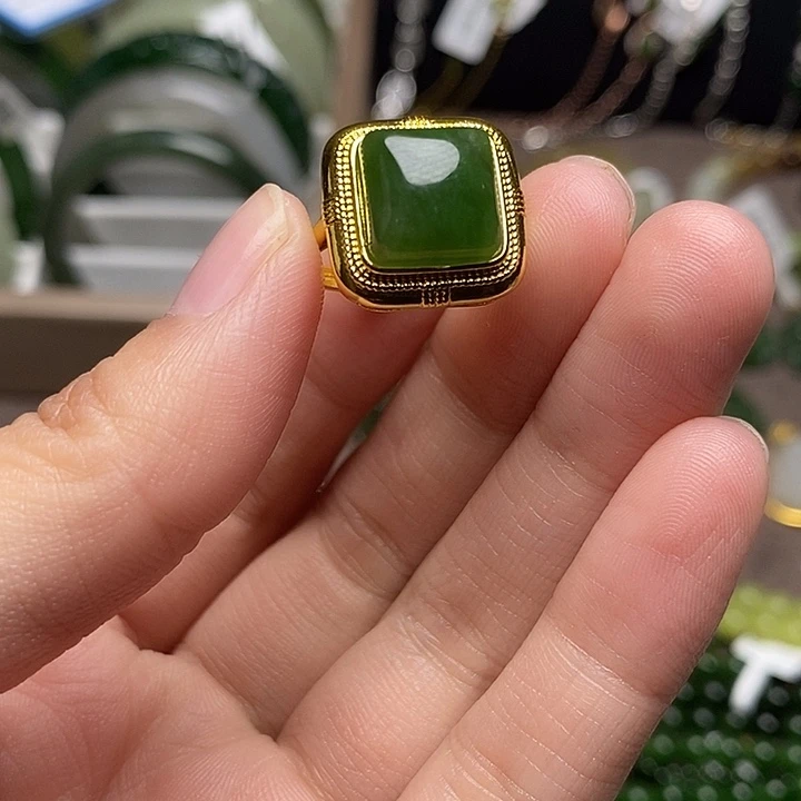 和田玉未镶嵌戒指