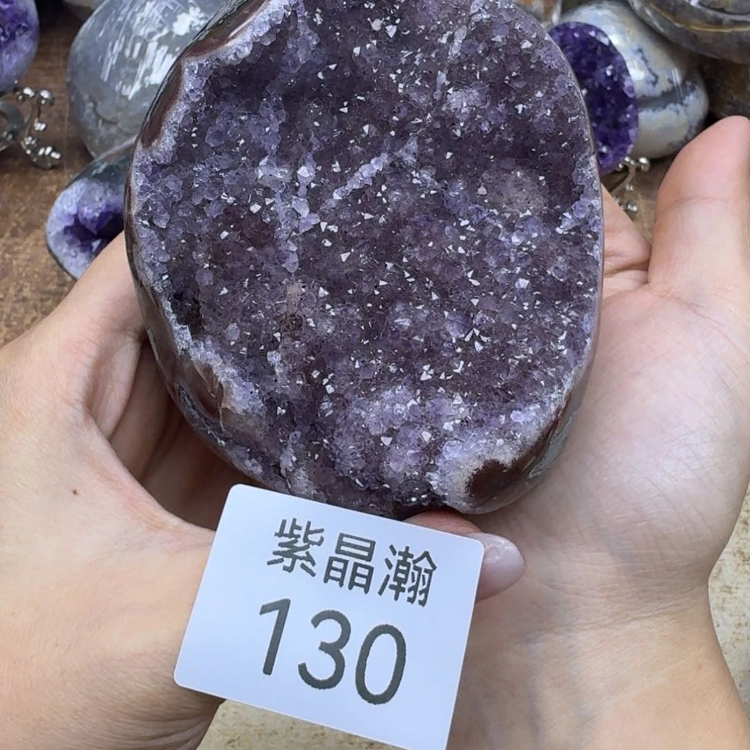 未镶嵌水晶大型摆件（非配饰）