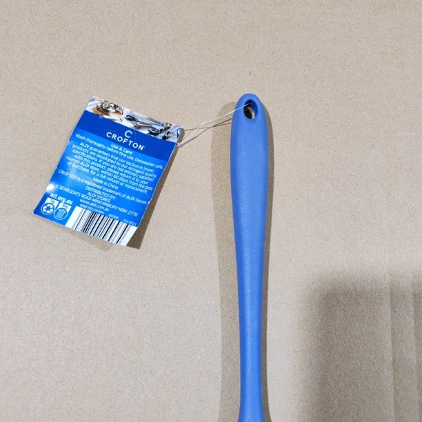 C家 深蓝色大号油刷一支（微瑕）