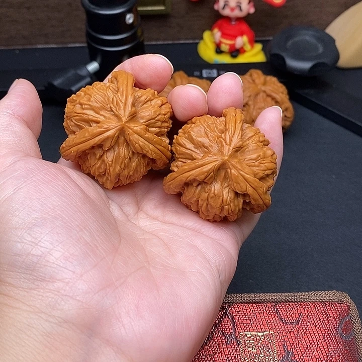 让***儿把件文玩核桃白奔