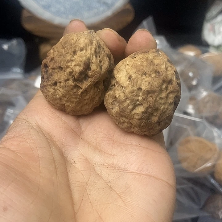 文玩核桃把件云南铁核桃基地107