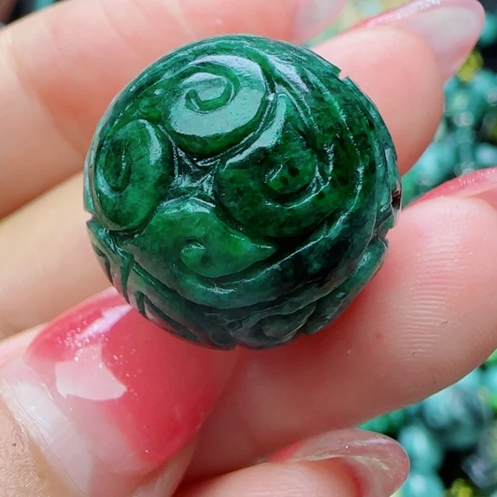 翡翠未镶嵌颈饰天然A货35