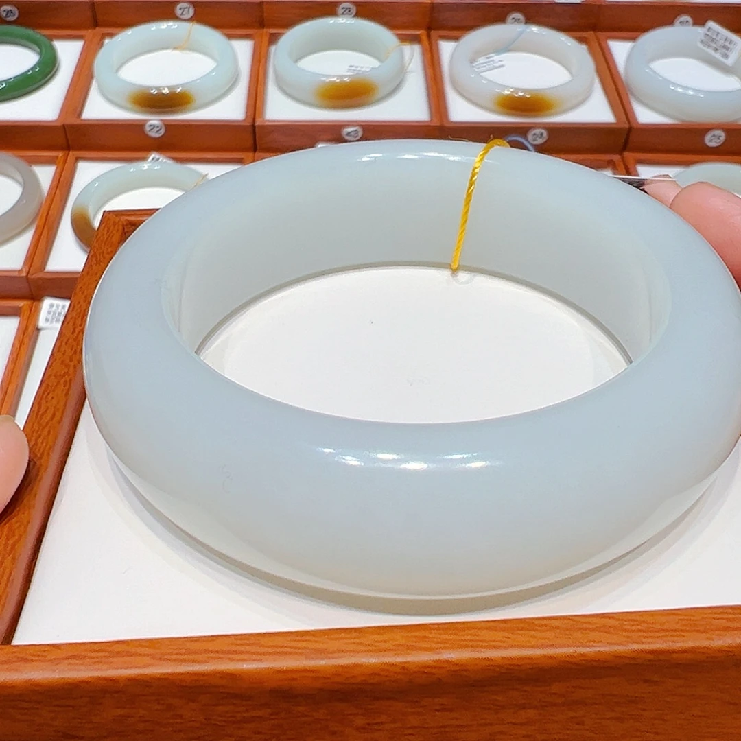 和田玉未镶嵌手镯羊脂白轮胎6263